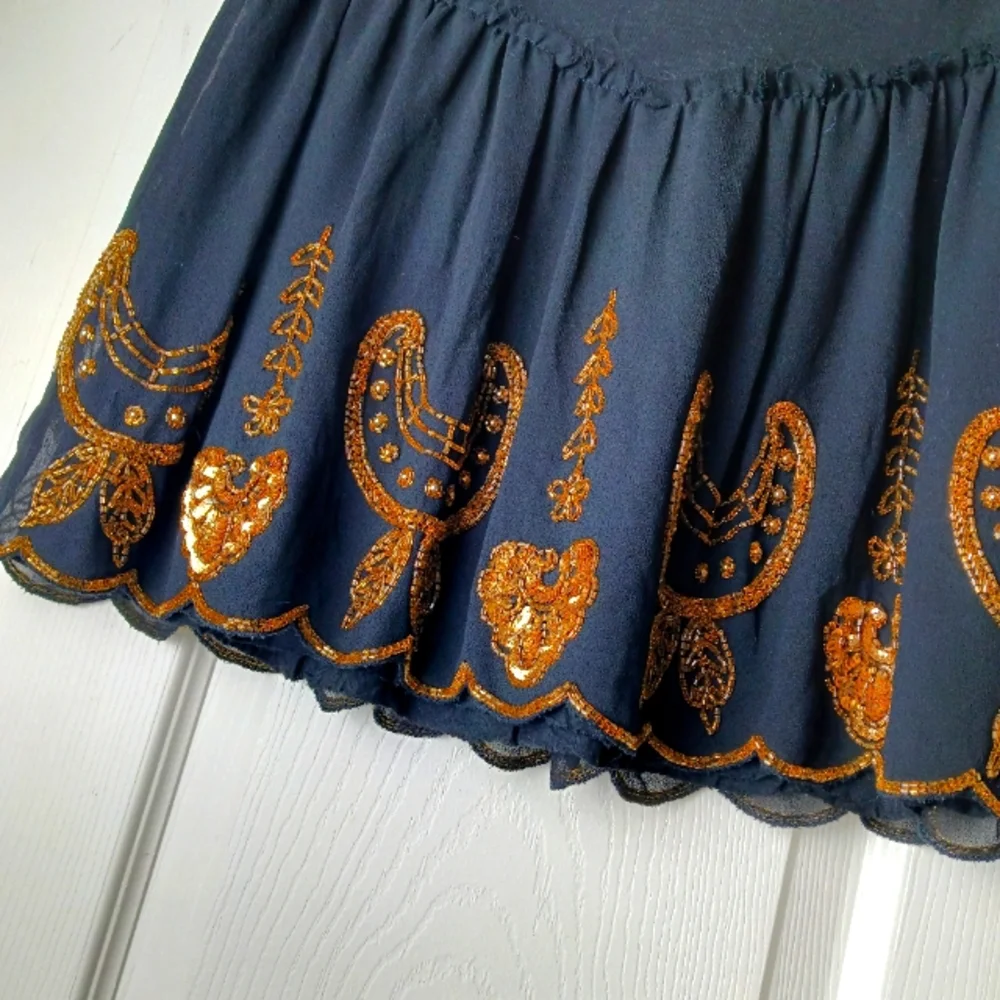 Free People Beaded Skirt M Black Gold Beads Boho Chic Gypsy Hippie Stretchy - Picture 5 of 6